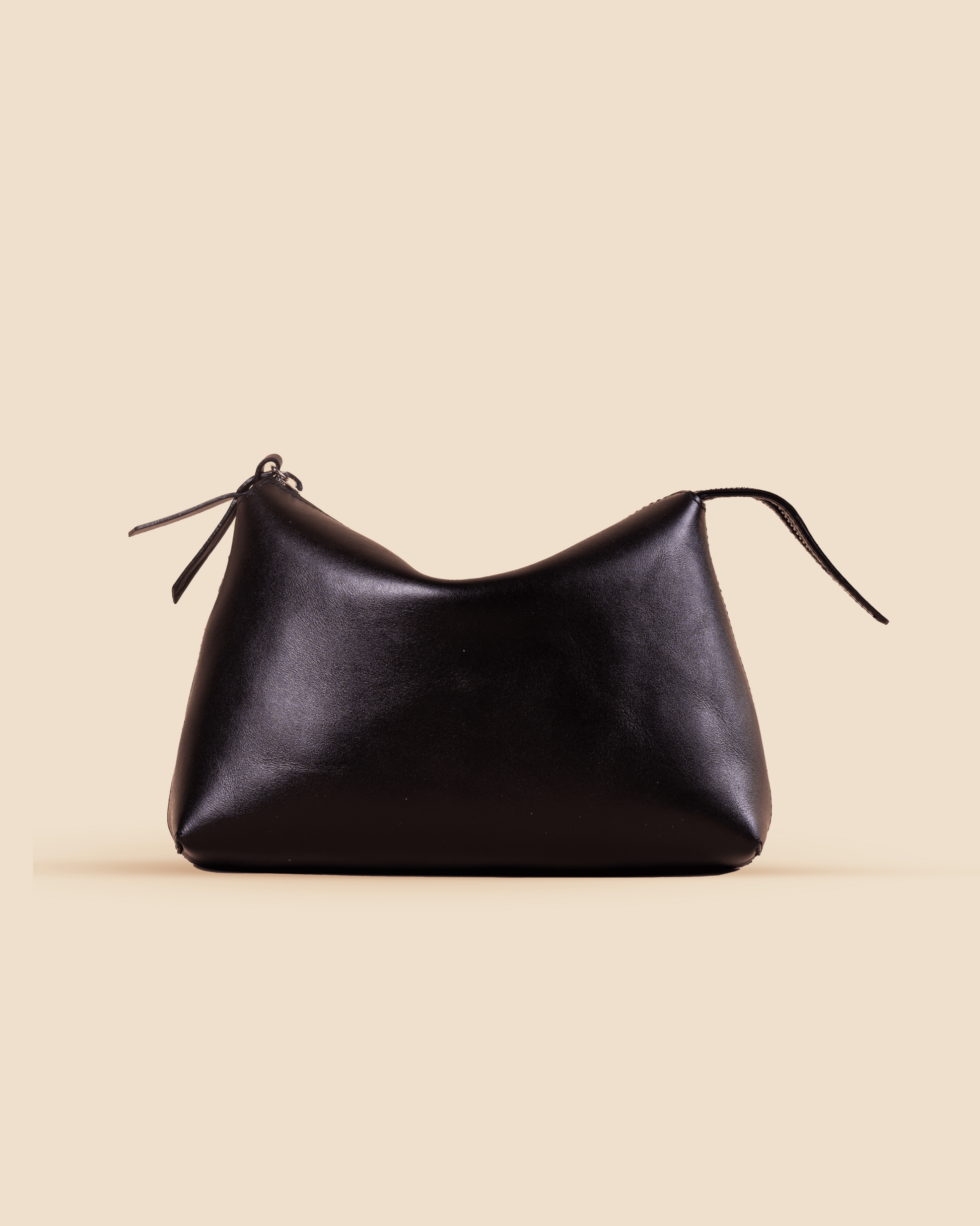 pietro-us.pro The Hudson Clutch Midnight Leather Bag