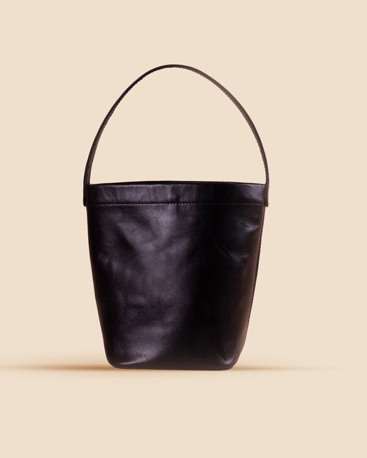 pietro-us.pro The Chelsea Mini Midnight Leather Bucket Bag
