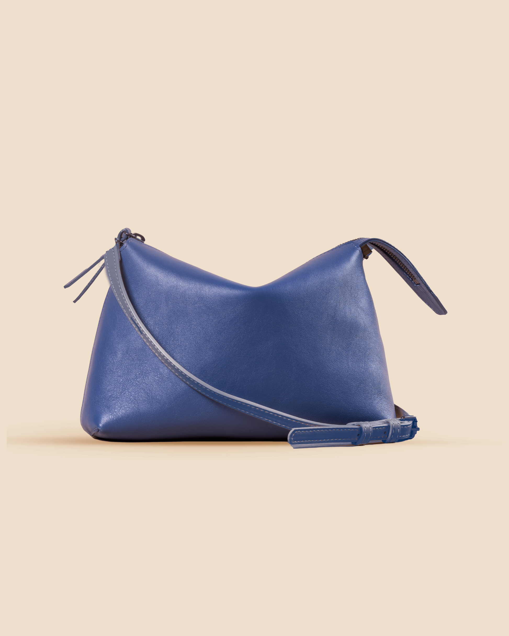 pietro-us.pro The Hudson Clutch Indigo Leather Bag