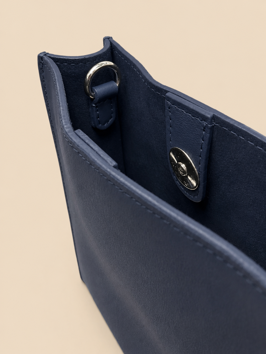 The York - Navy Leather Crossbody Bag