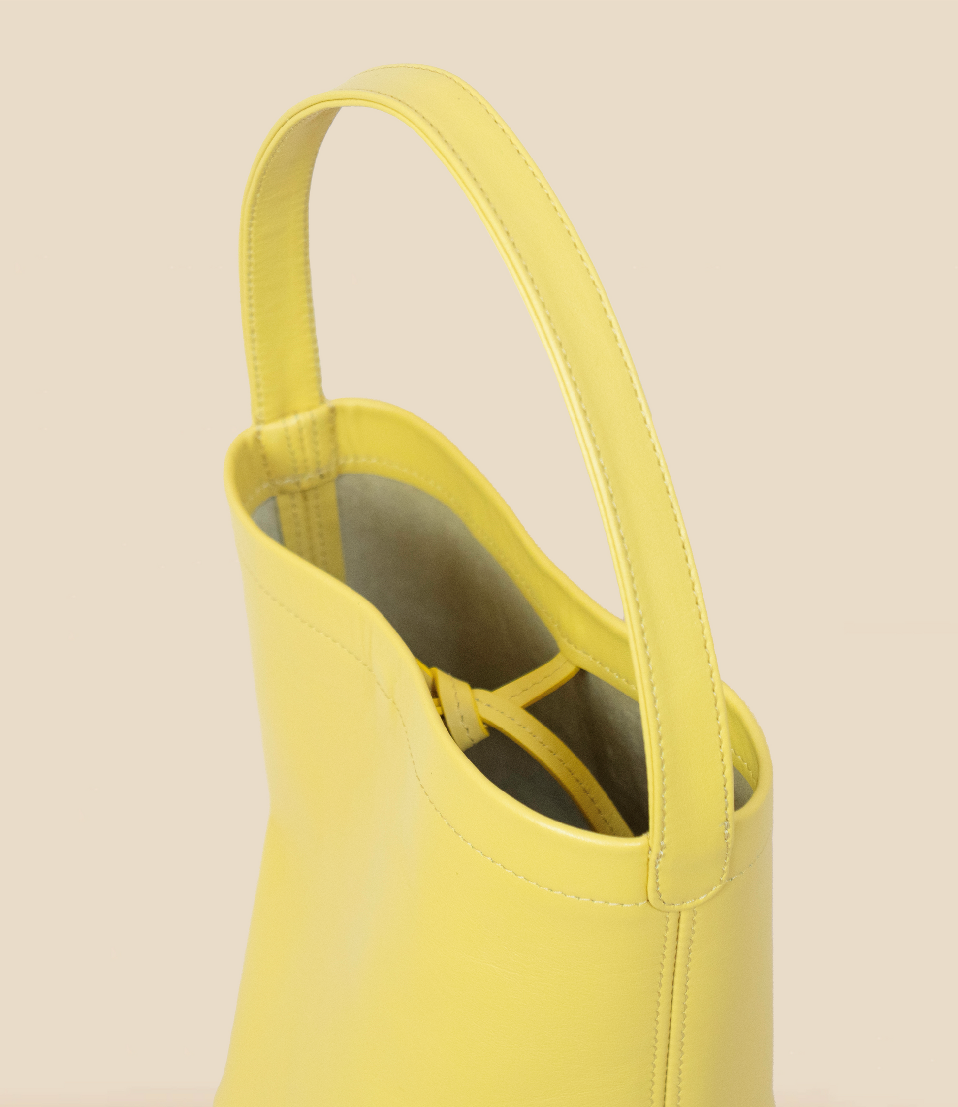 pietro-us.pro The Chelsea Mini Lemon Leather Bucket Bag