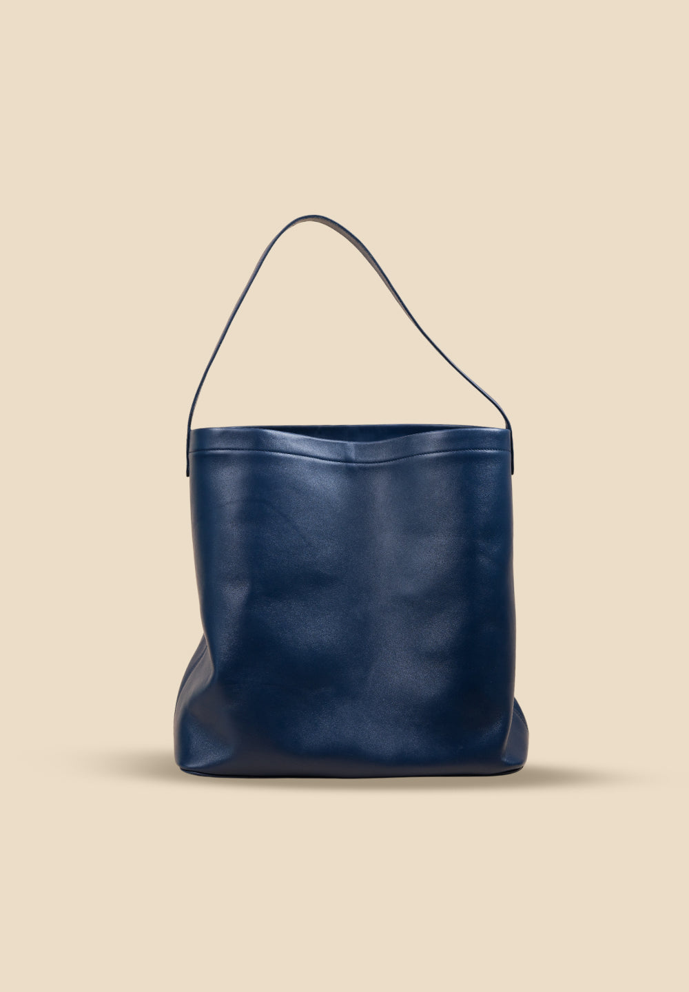 pietro-us.pro The Chelsea XL Navy Italian Leather Tote