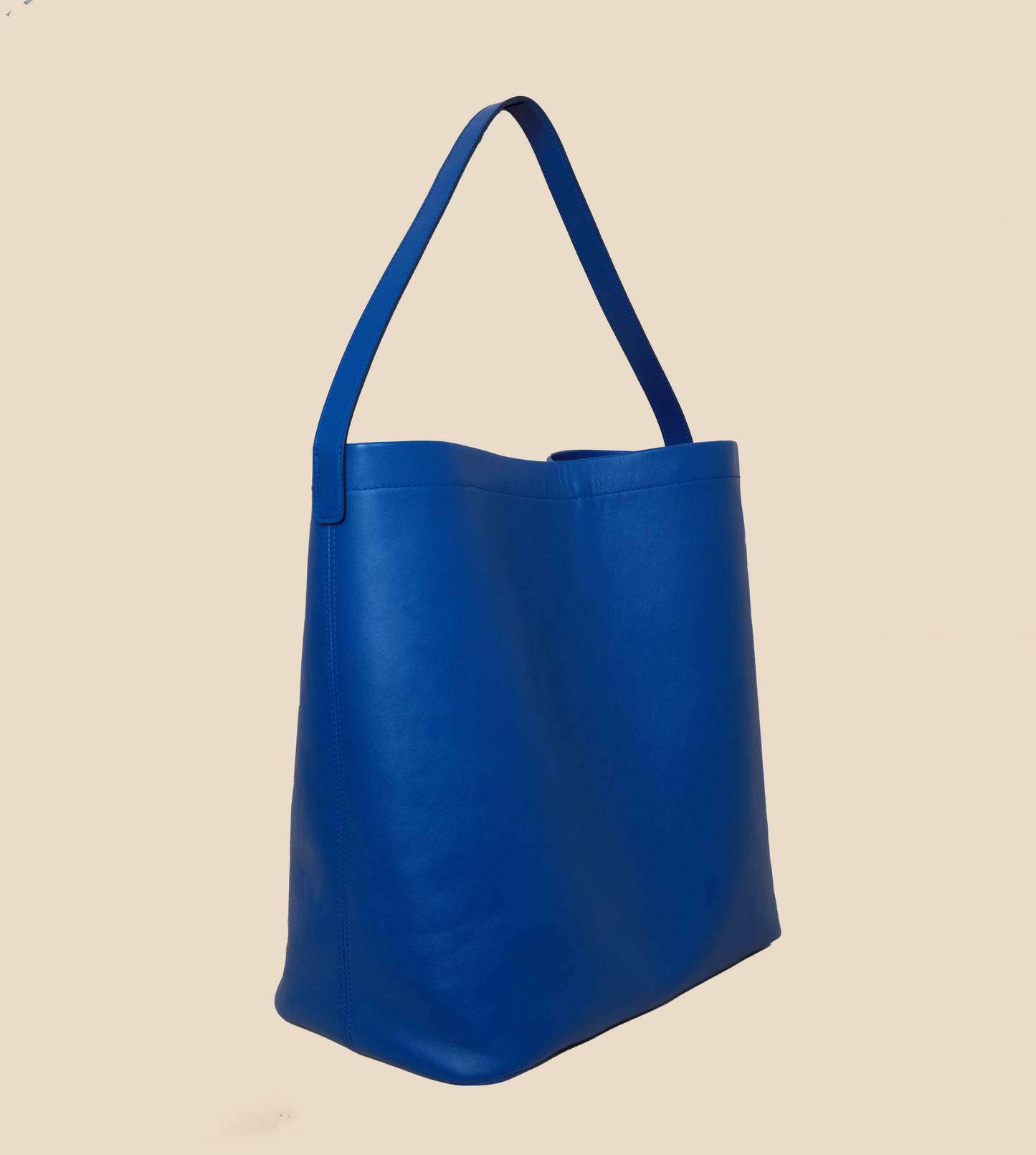 pietro-us.pro The Chelsea XL Cobalt Leather Tote Bag