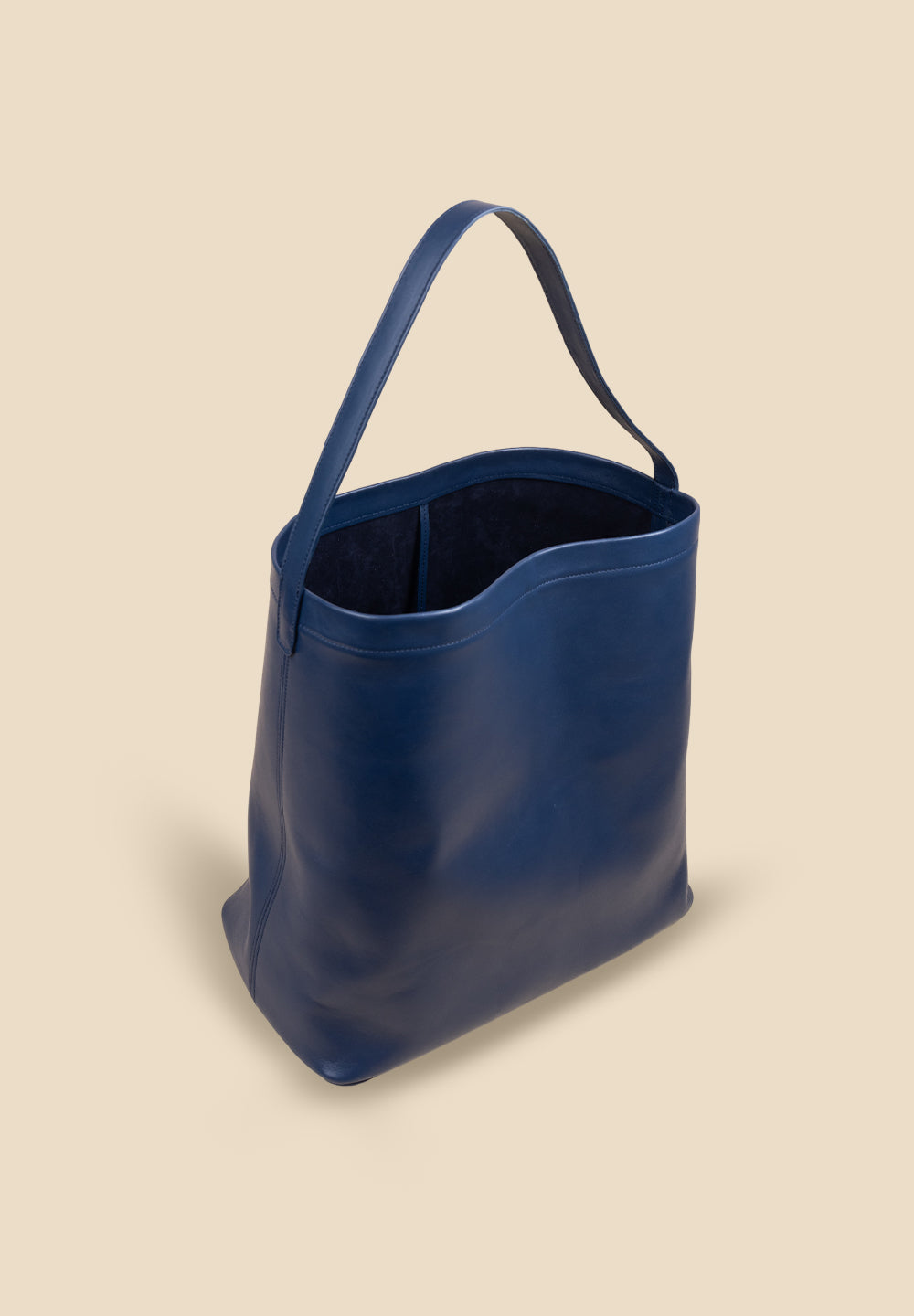 pietro-us.pro The Chelsea XL Navy Italian Leather Tote